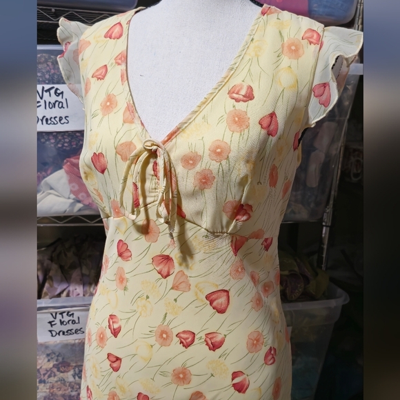 Vintage Fluttersleeved Windsor Spring Yellow Orange Ruffled Tiered Maxi Dress - Picture 7 of 7